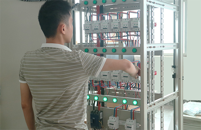 旁路櫃整機老化實驗（yàn）